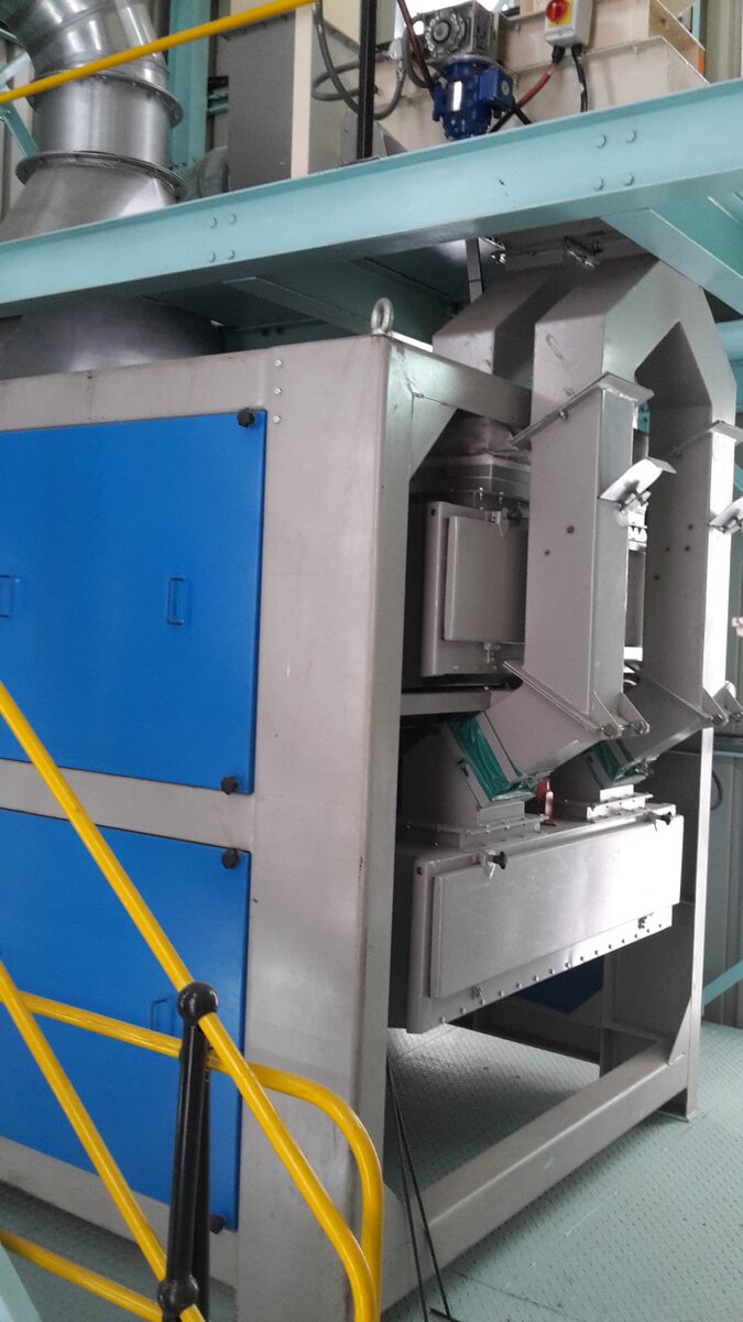 Grain cleaner by Facet Engineering